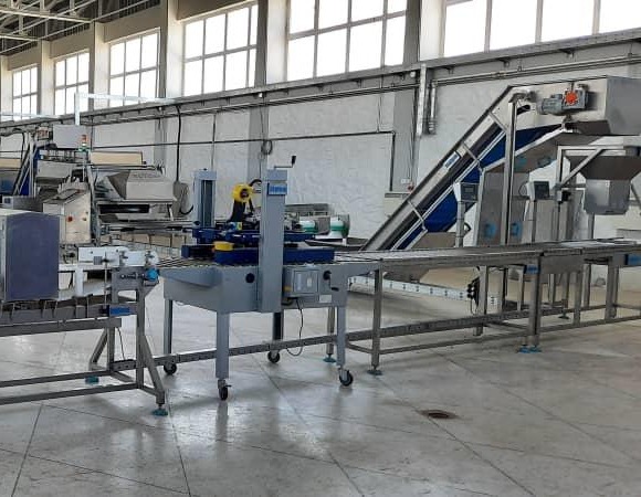Automatic Weighing equipment at the Afghan Samoon factory